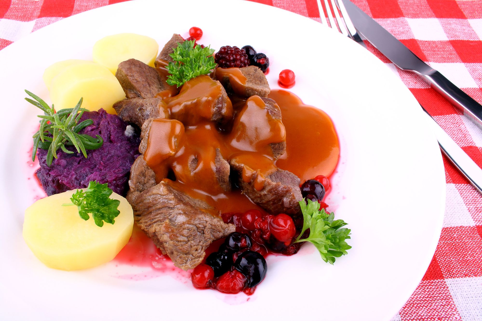 Venison with Berries