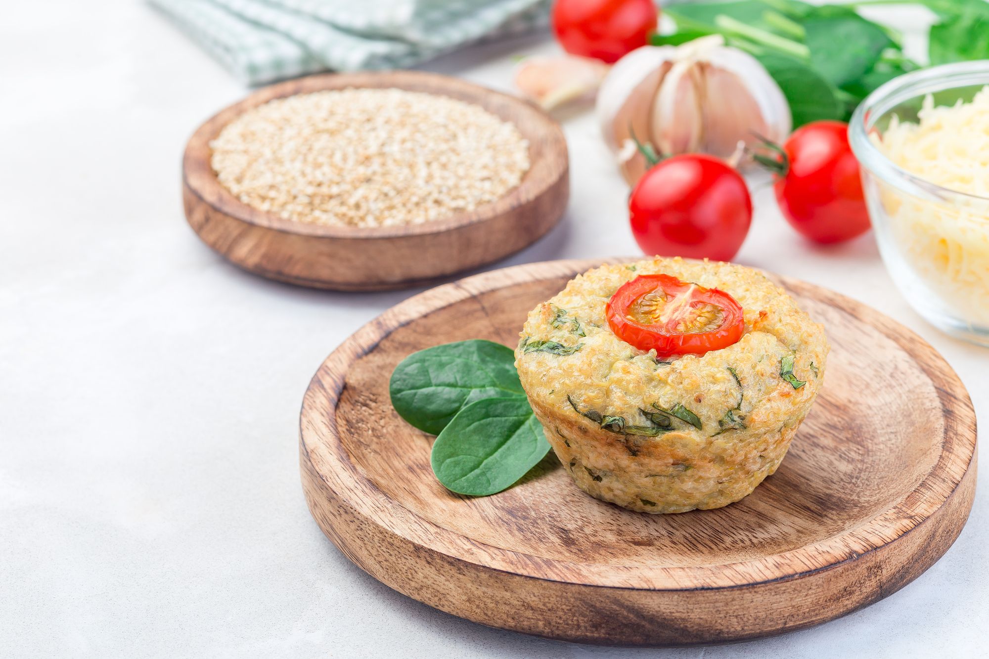 Cheese and Ham Quinoa Bites