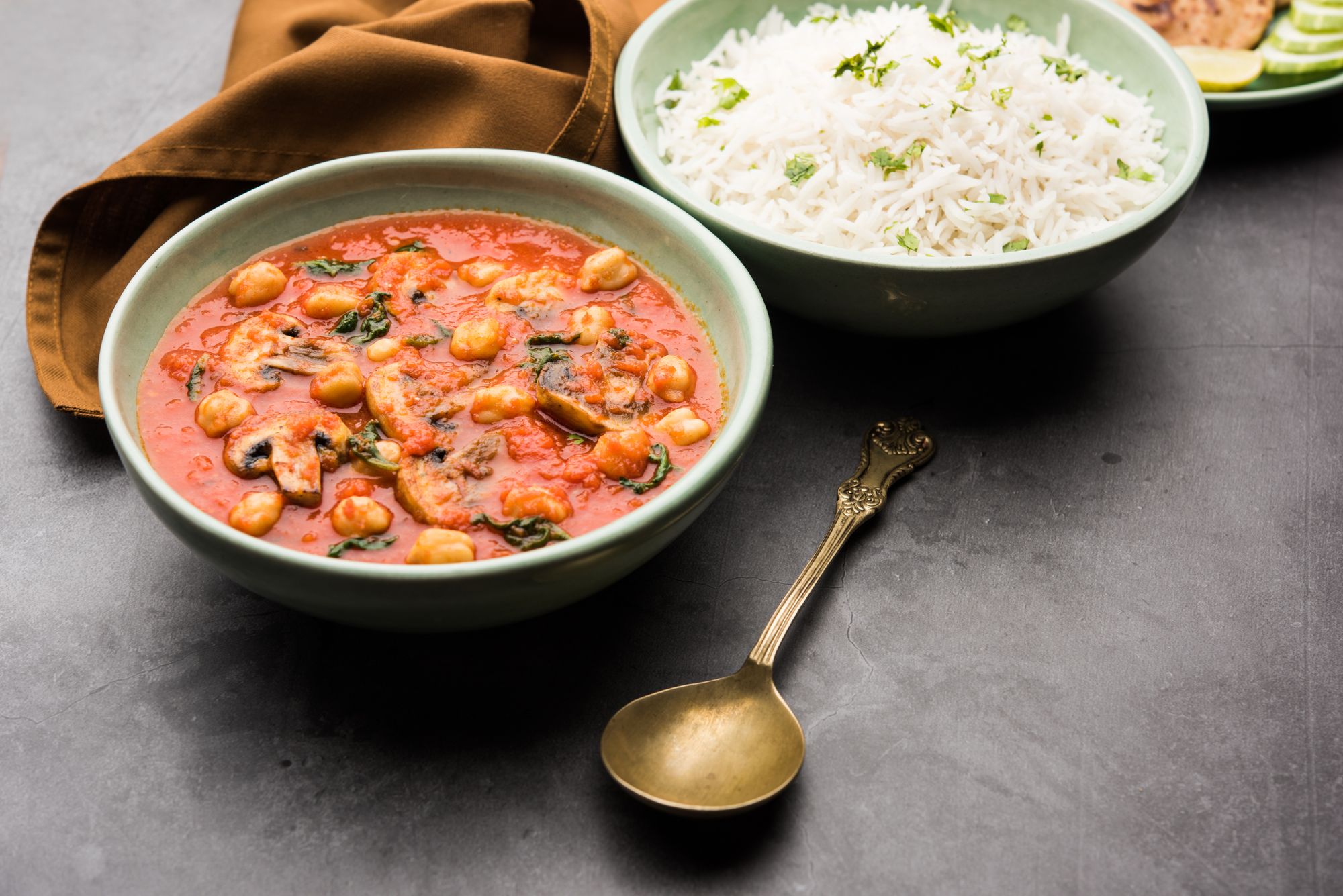 Mushroom and Tomato Curry