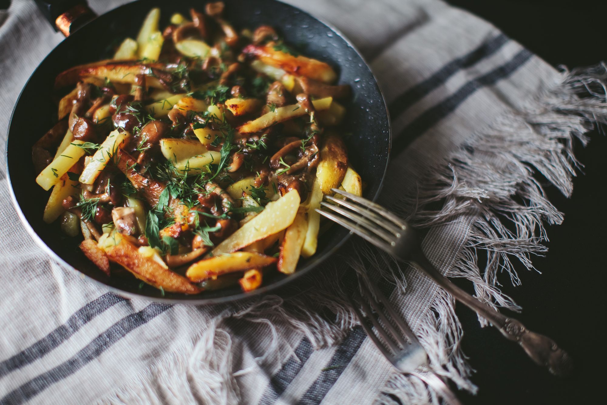 Vegan Chilli Loaded Fries