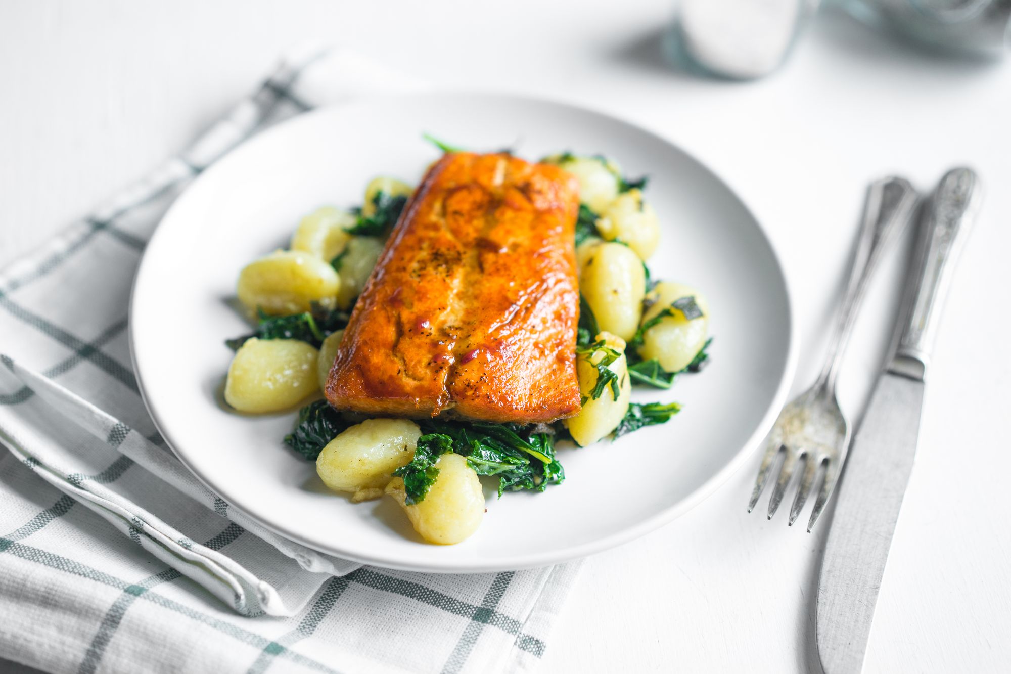 Salmon on Saag Aloo