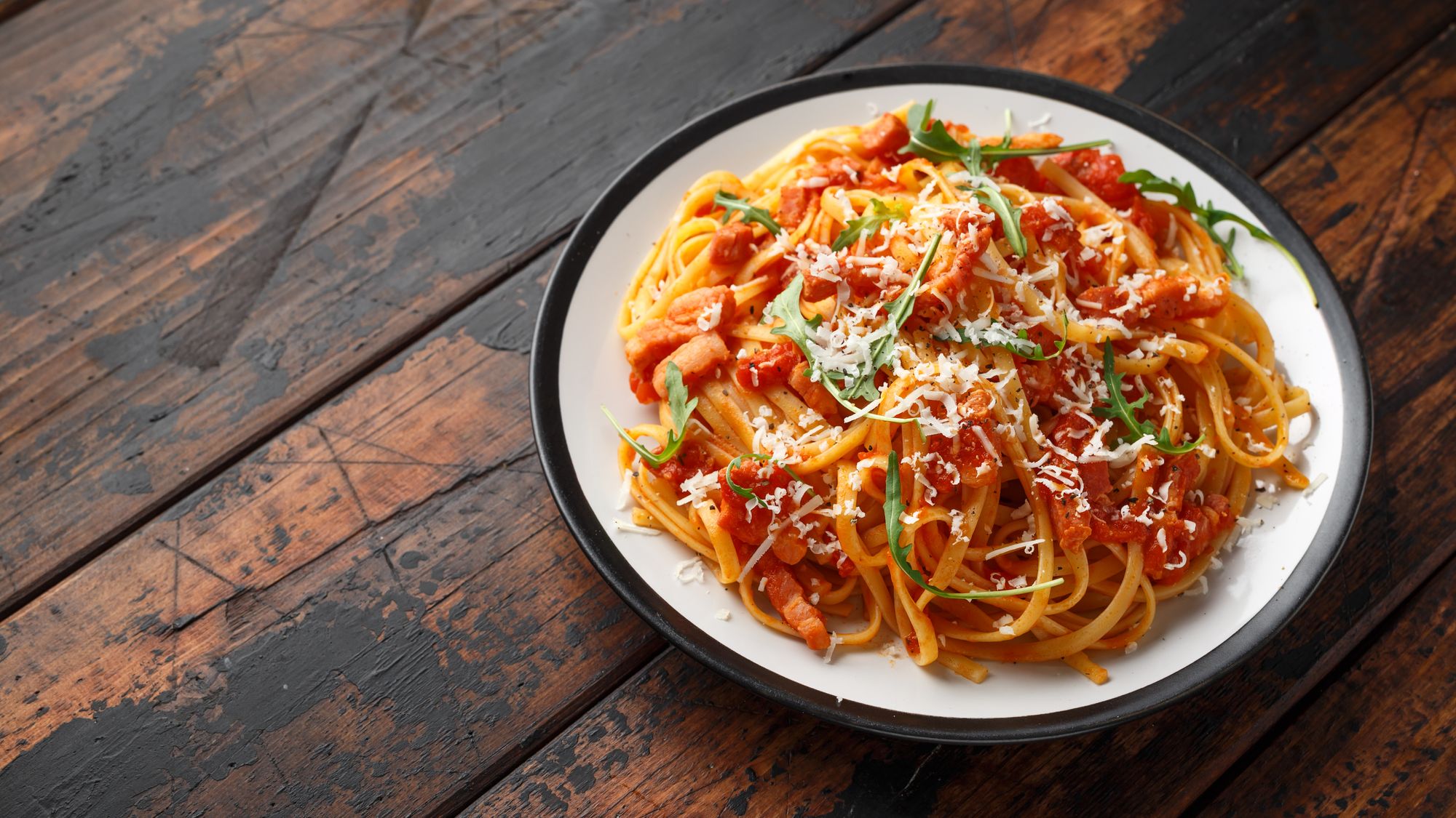 Smoky Bacon, Tomato, and Paprika Spaghetti