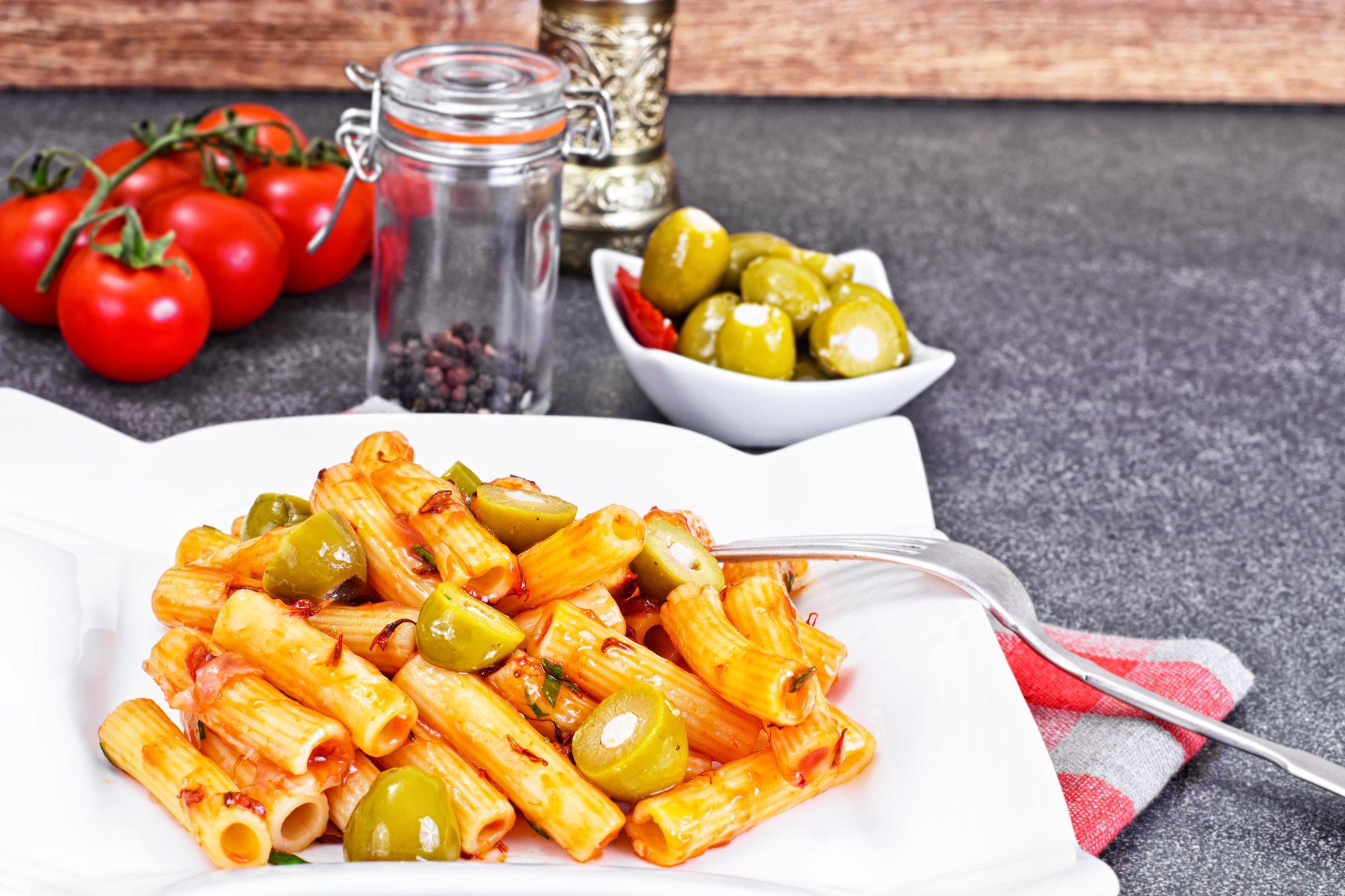 Simple Green Olive Pasta