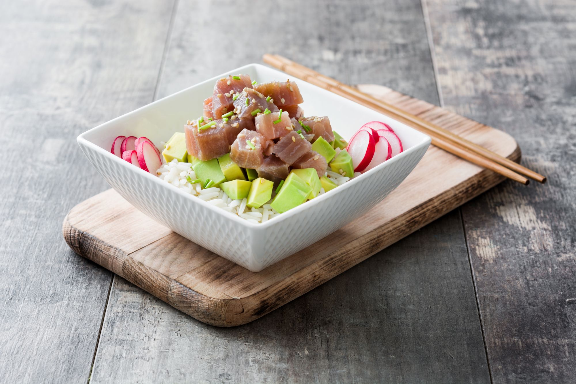 Easy Tuna and Coconut Poke Bowl