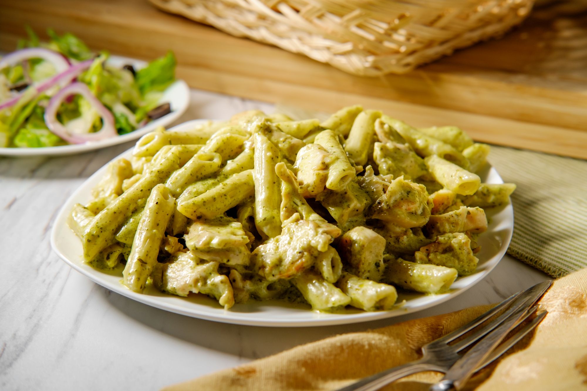 Chicken and Green Pesto Pasta