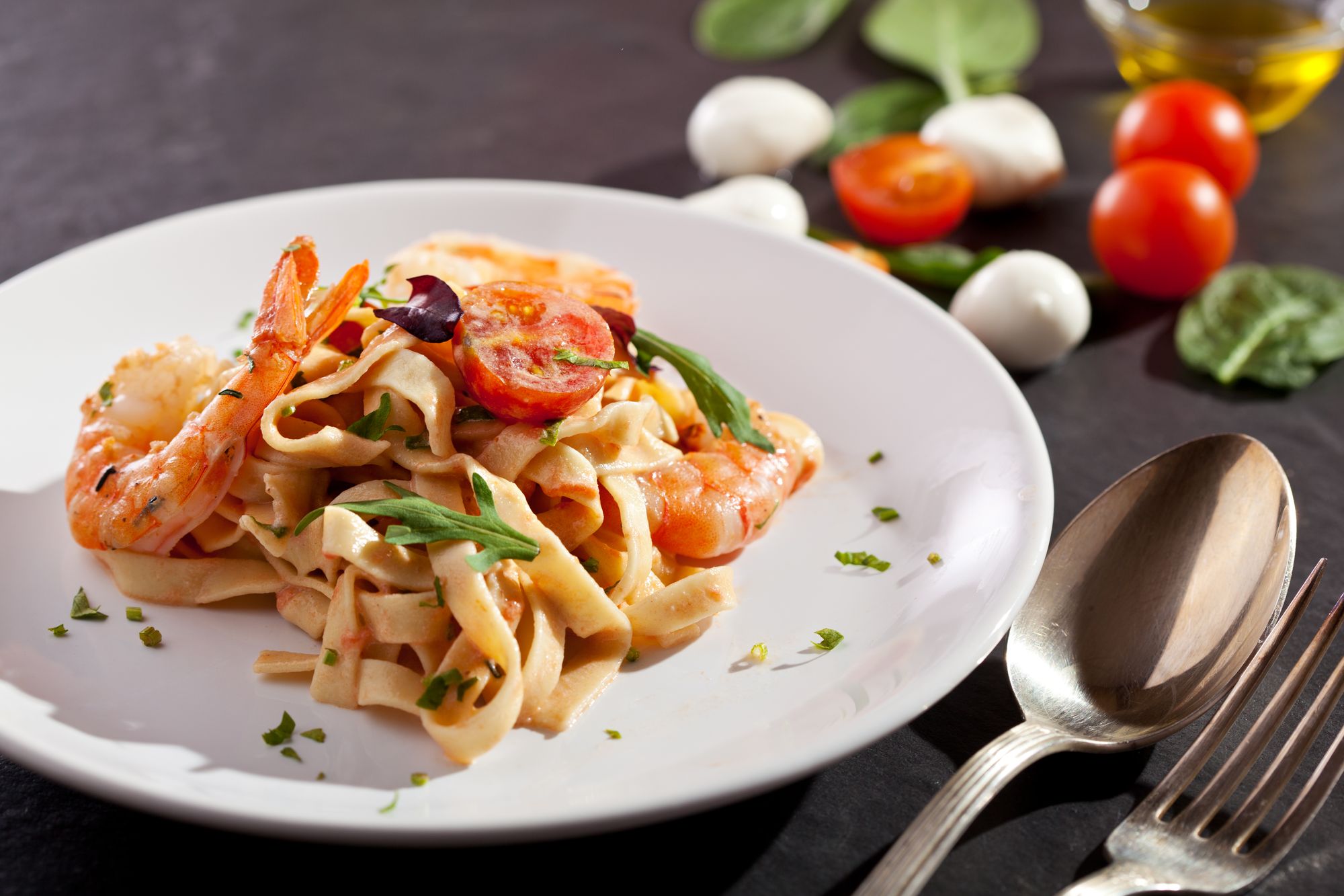Prawn and Tomato Linguine