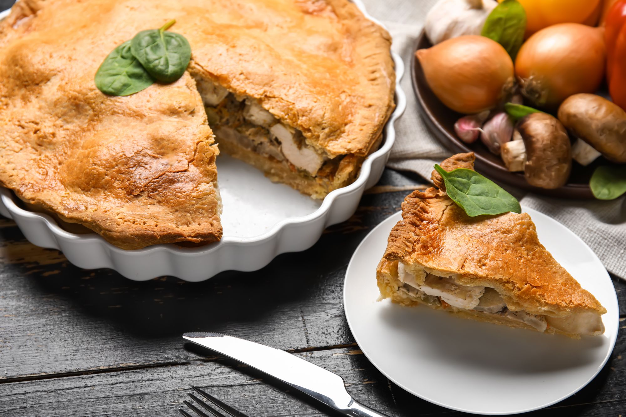 Spanish-Style Chicken Pie