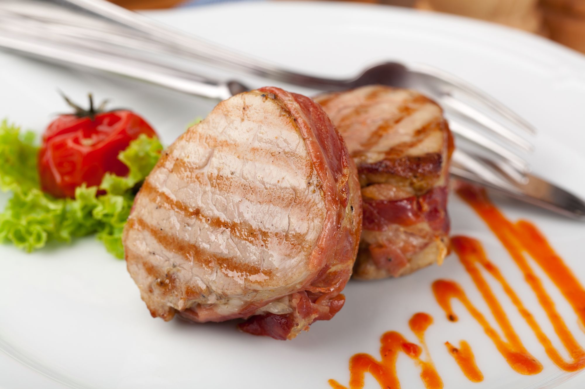 Easy Prosciutto-Wrapped Beef Fillet