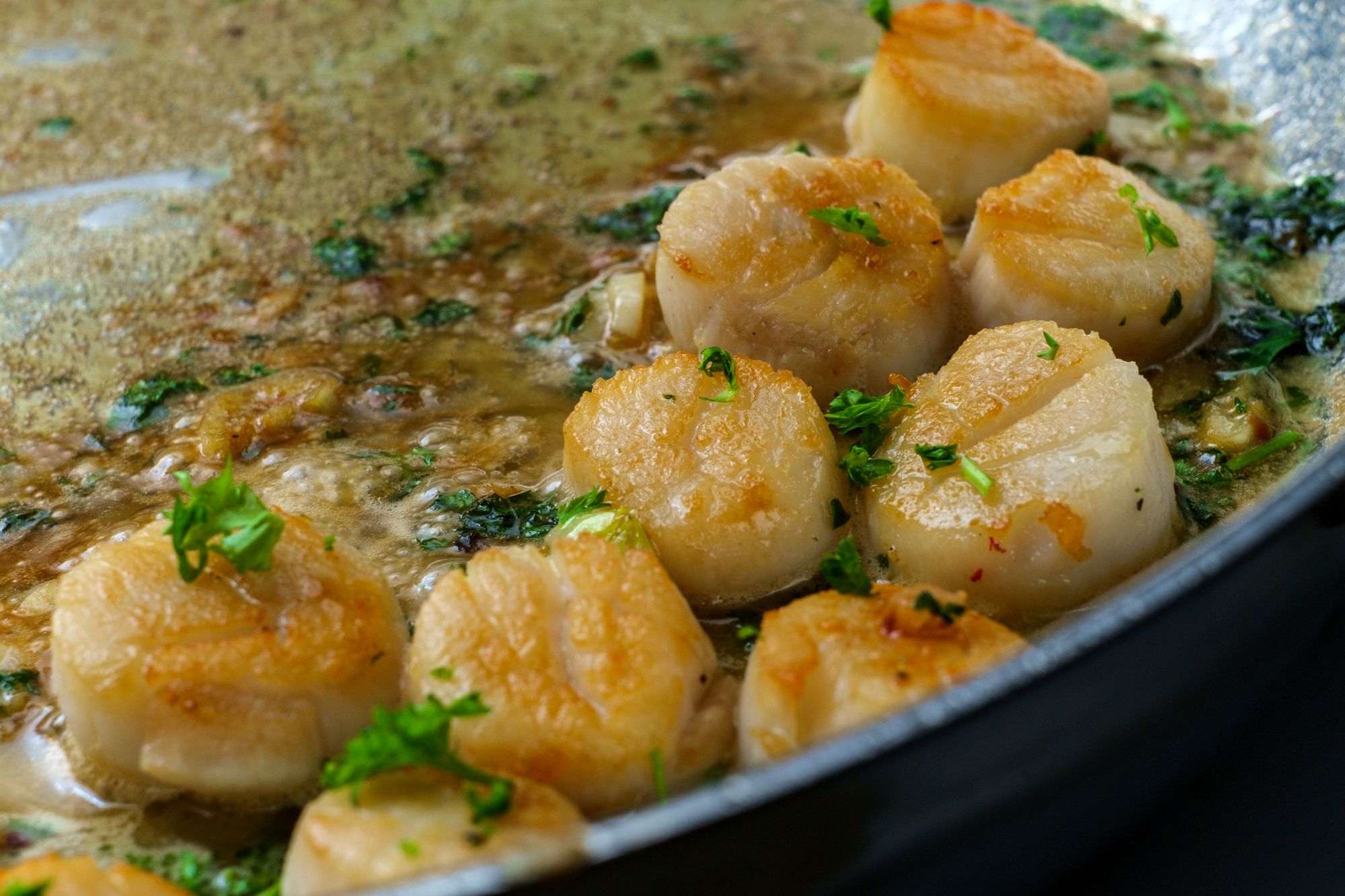 Seared Scallops with Zesty Greens