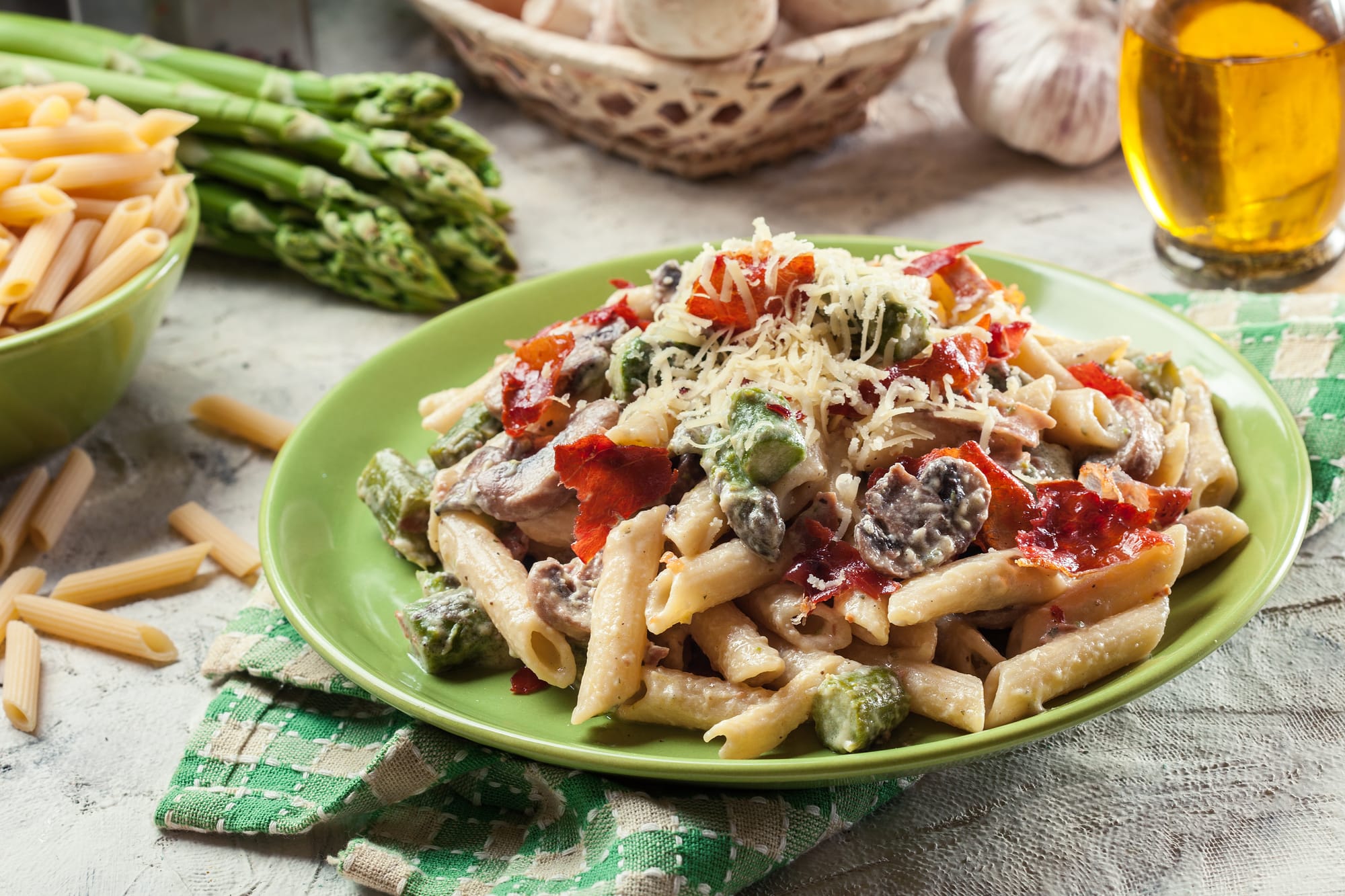 Penne with Chicken and Asparagus