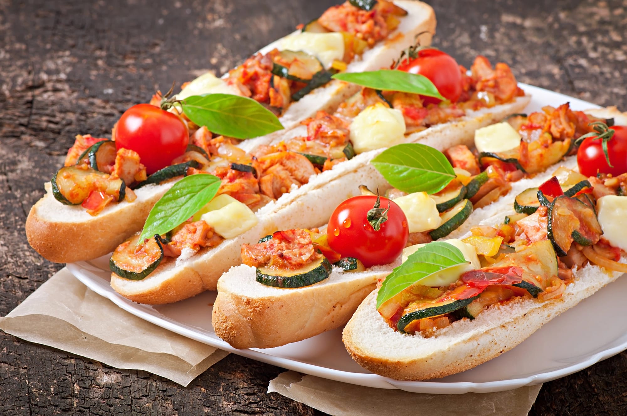 Bruschetta with Mozzarella and Zucchini