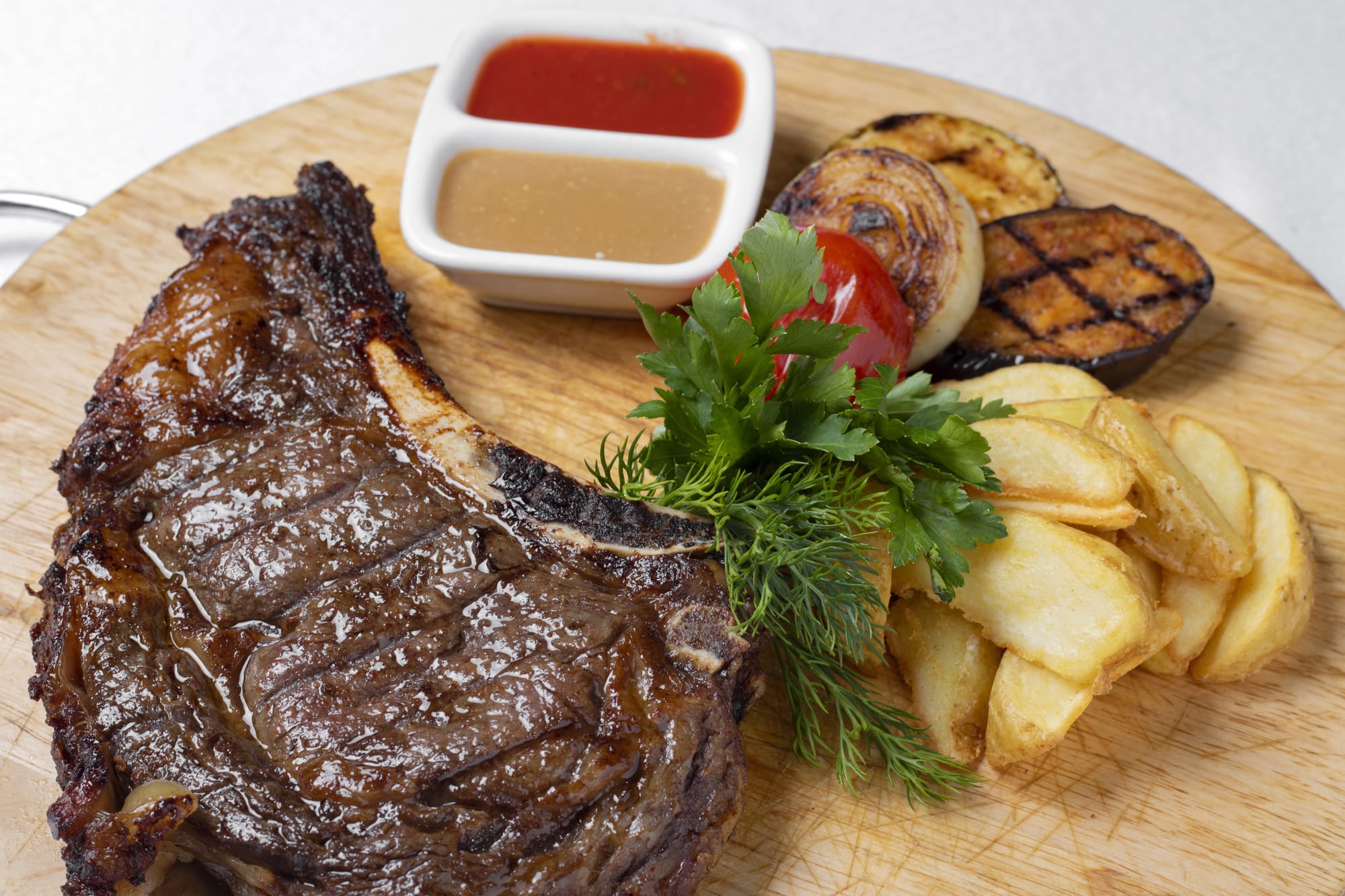 Garlic Butter Steak with Piri-Piri Chips