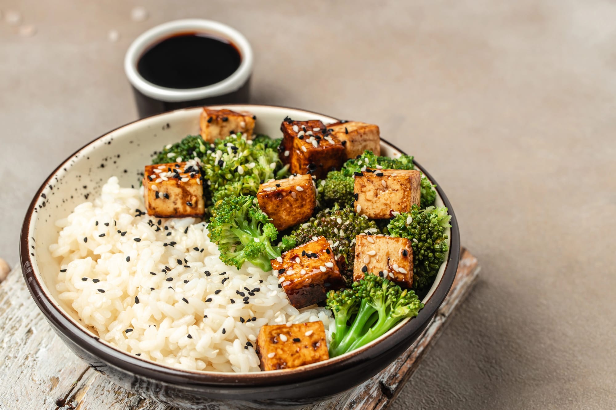 Chilli Tofu Bang Bang Salad