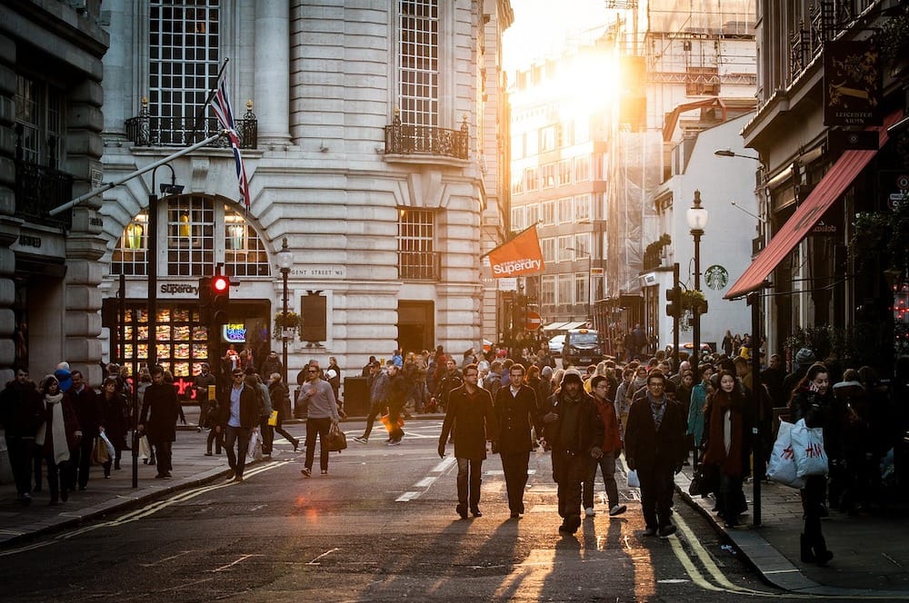 What is a society? - Commonplaces