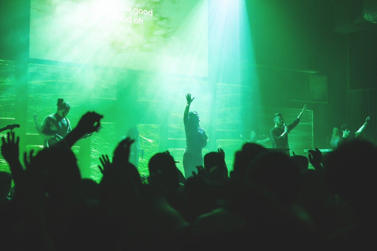 The Hidden Transubstantiation of Contemporary Worship | Mere Orthodoxy
