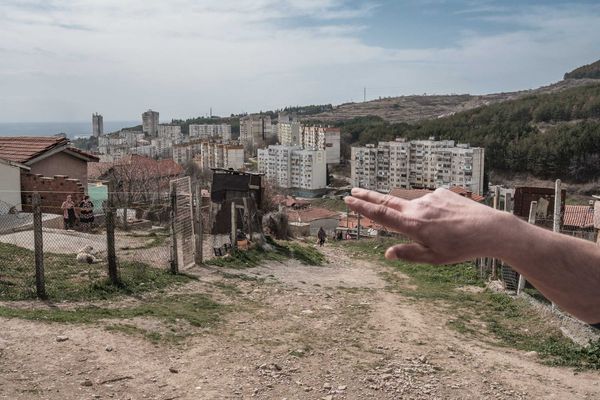 Пиявици и рози - III. Кварталът