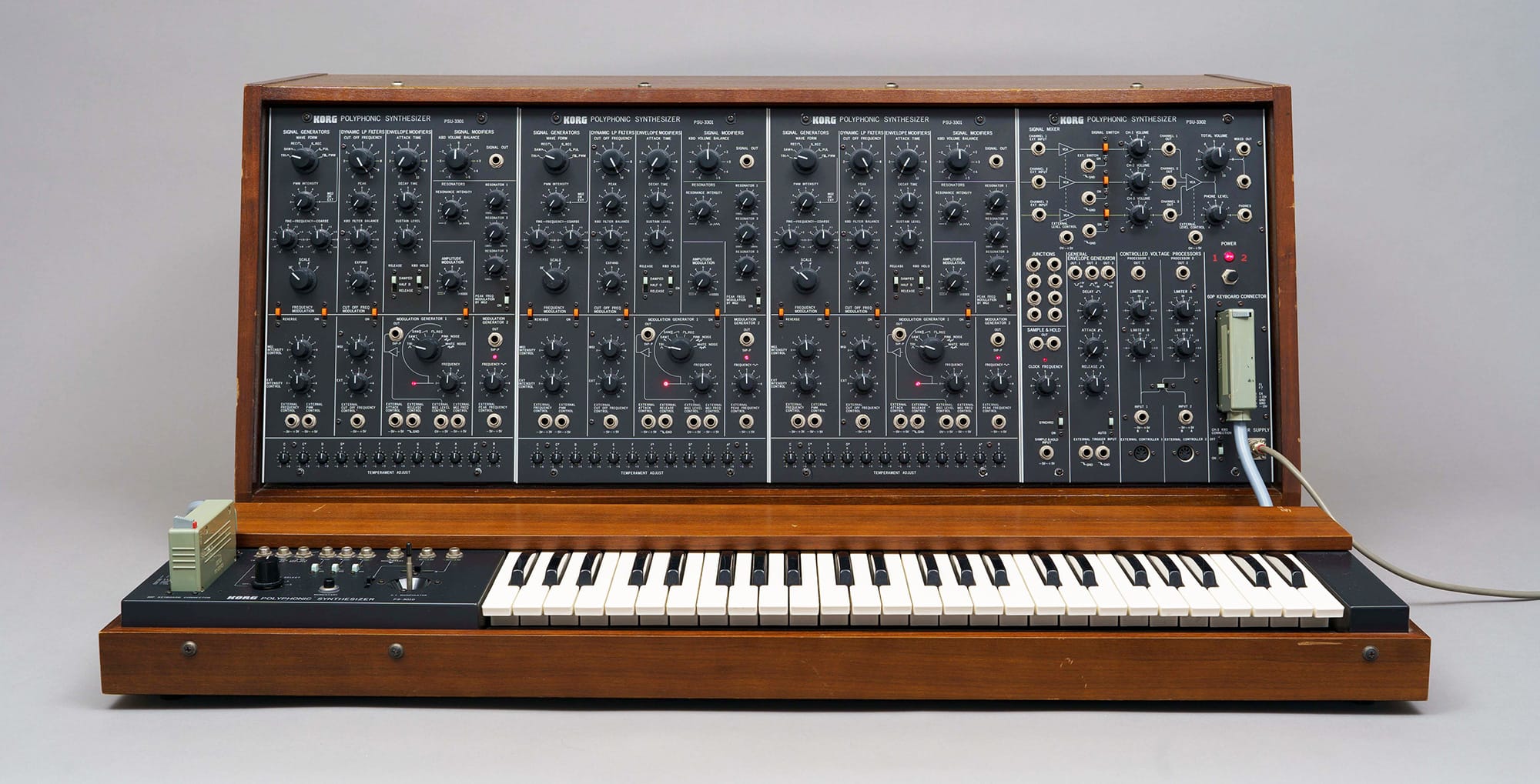 Vintage poly-patching: The unique KORG PS-3300