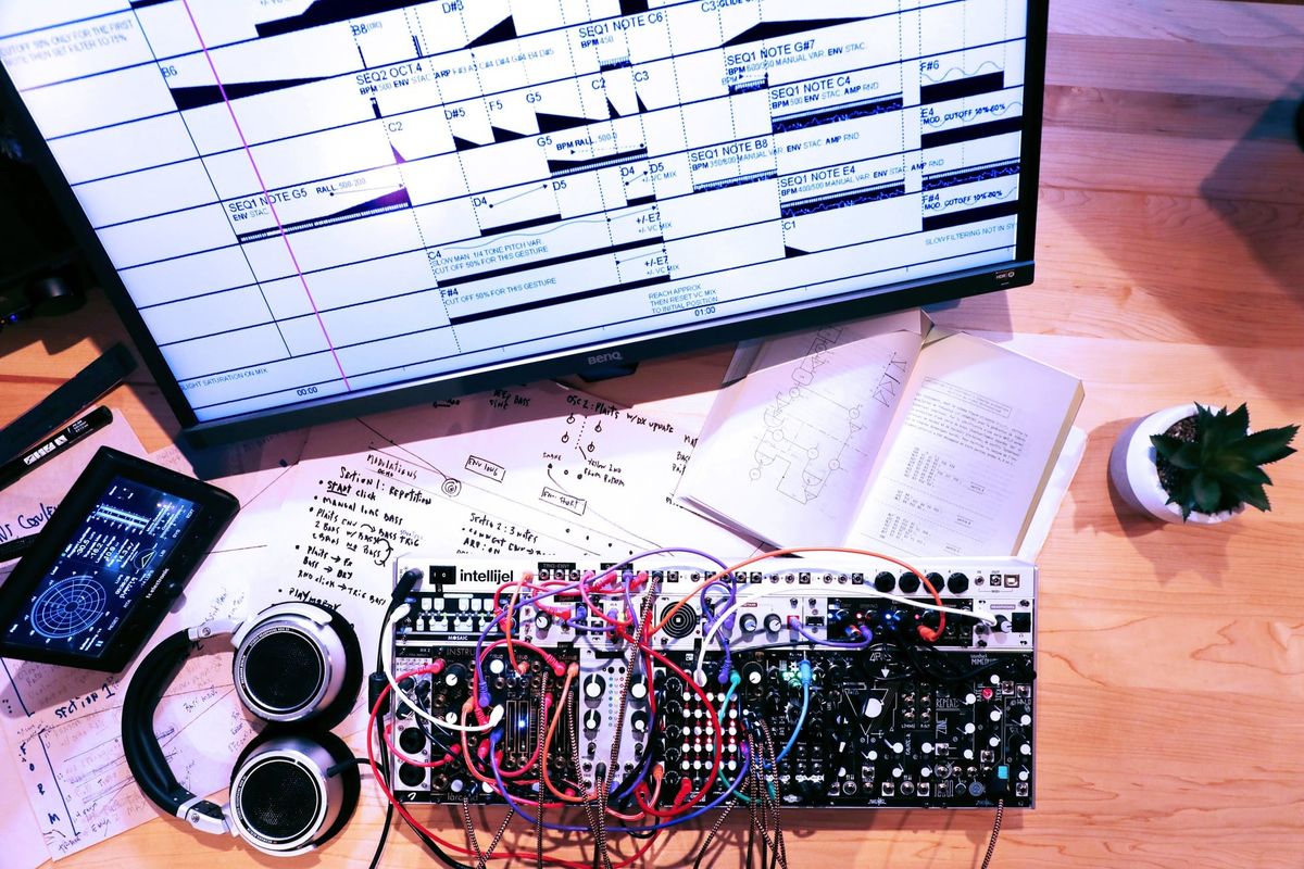 Composition session with modular synthesizer. Photo (c) Nicolas Bernier.