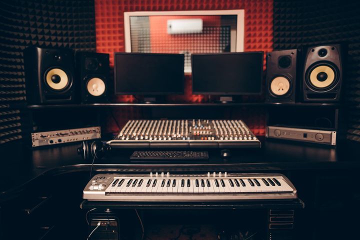 Crafting sonic identities