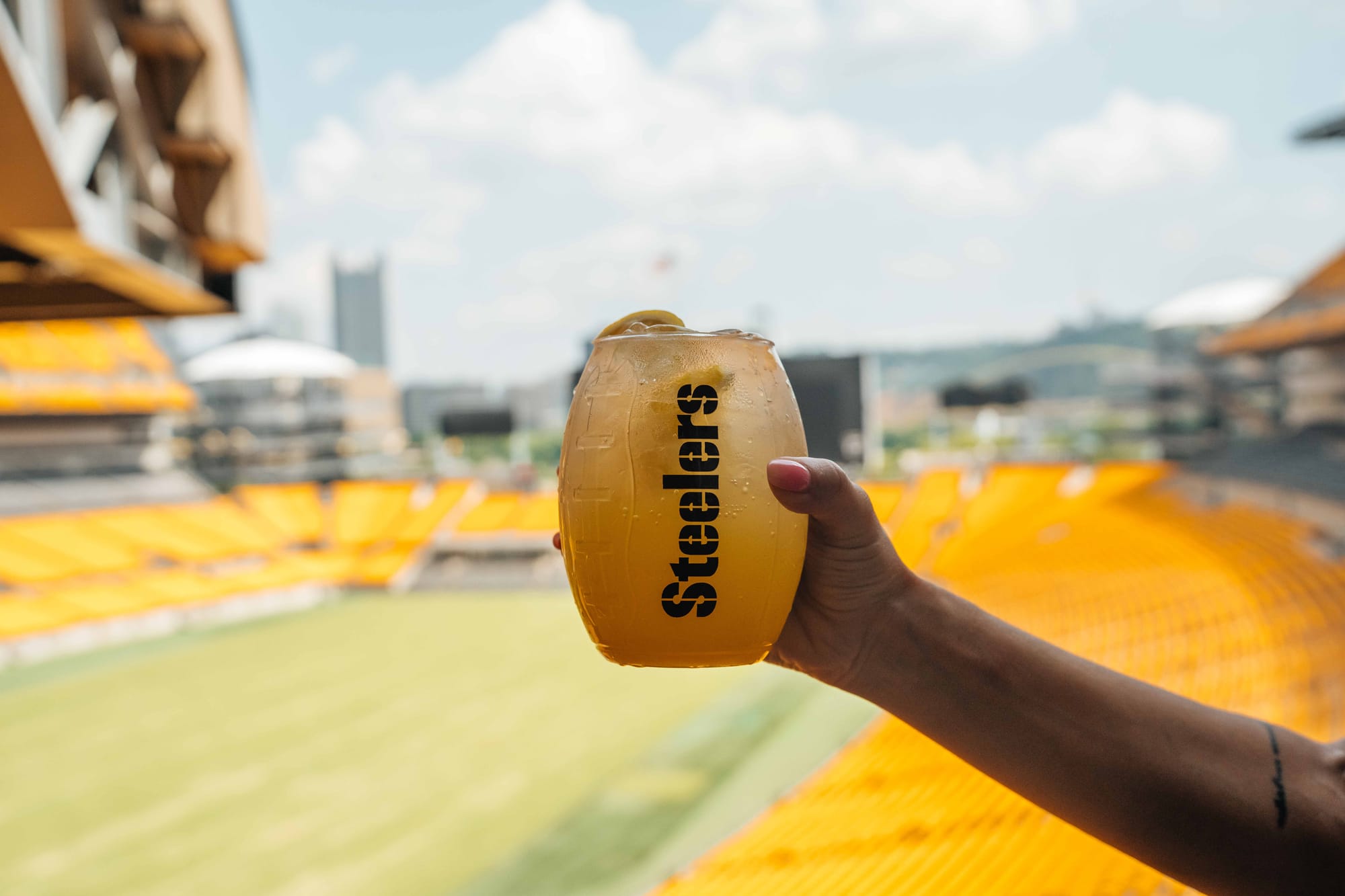 Aramark Expands Premium Hospitality Across Eight NFL Stadiums for 2026