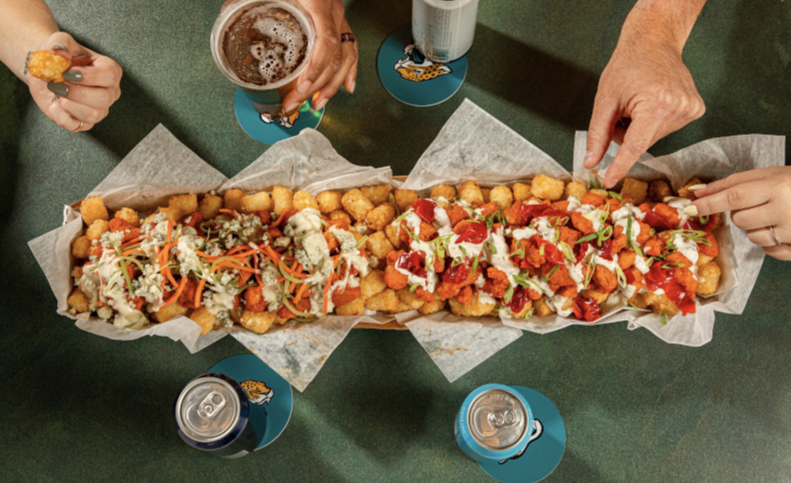 Delaware North Expands Stadium F&B at MetLife and EverBank