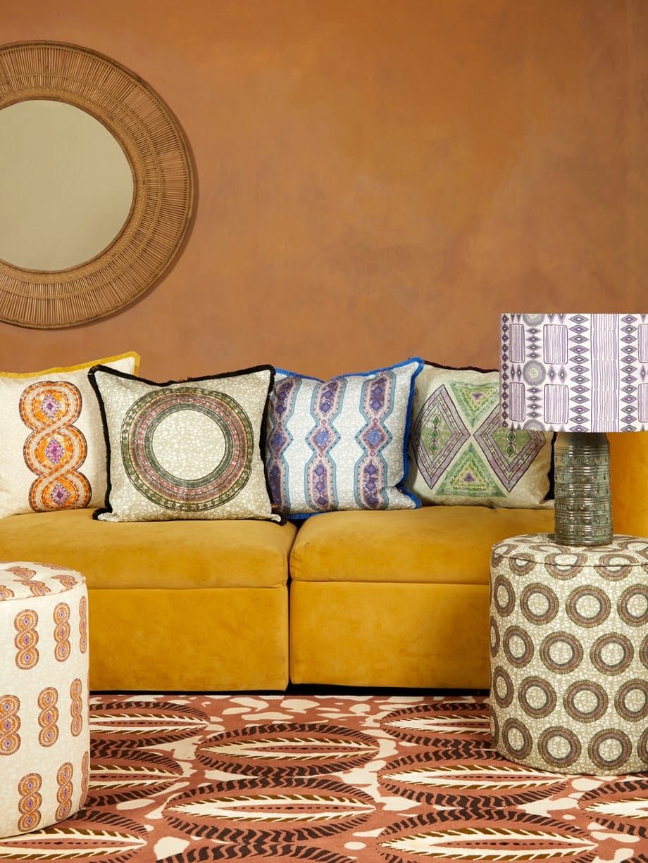 Eva Sonaike, a visual language that holds