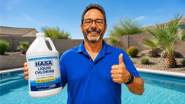Super Chlorination: Why Liquid Chlorine Beats Cal‑Hypo Pool Shock in Phoenix Pools