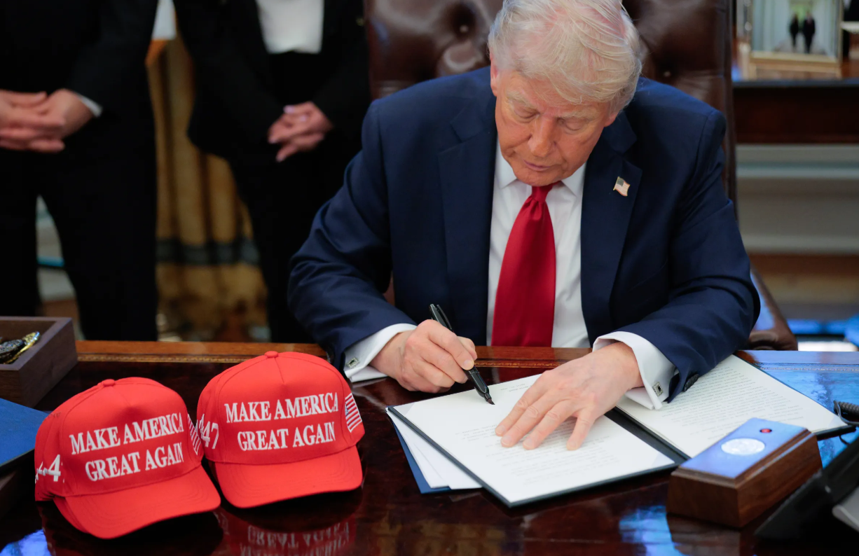 The Trump plan to declare a national emergency to seize control of elections