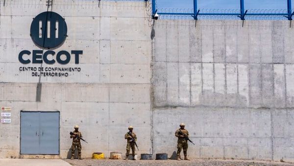 The Supreme Court allows Trump to use Alien Enemies Act to disappear people to El Salvador (Apr. 8, 2025)