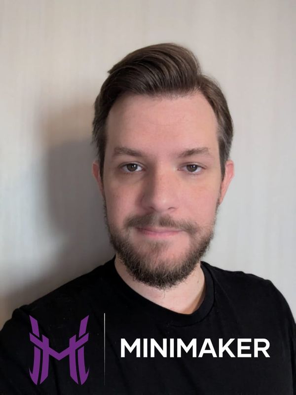 MiniMaker’s Business Blueprint: 3D Printing, Digital Reach, and the Power of Community
