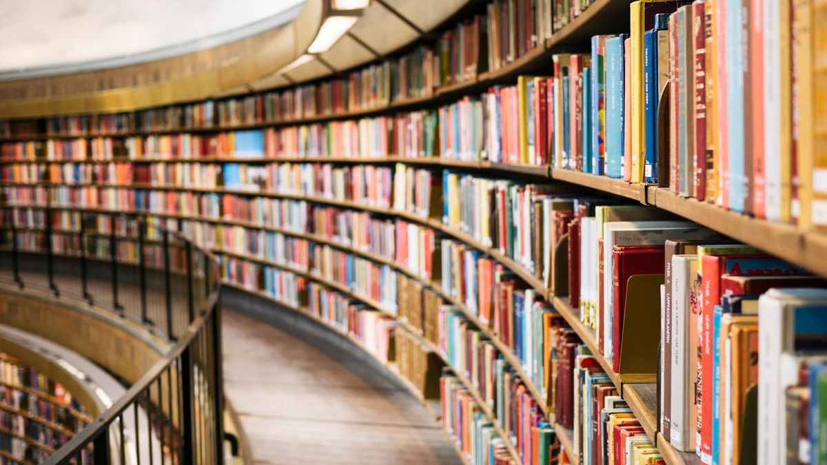 Best Memoirs Similar to Educated: Books That Will Shake You, Change You, and Stay With You Forever