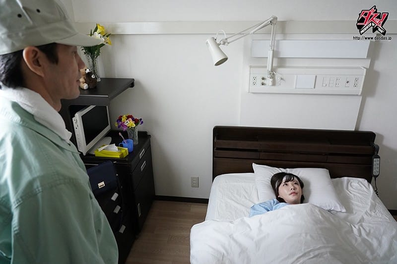【深田えいみ】失忆少女遭清洁工欺骗,一场精心设计的谎言彻底沦陷
