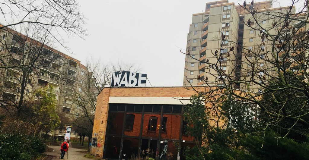 Osten pur: Die WABE im Ernst-Thälmann-Park (Foto: 