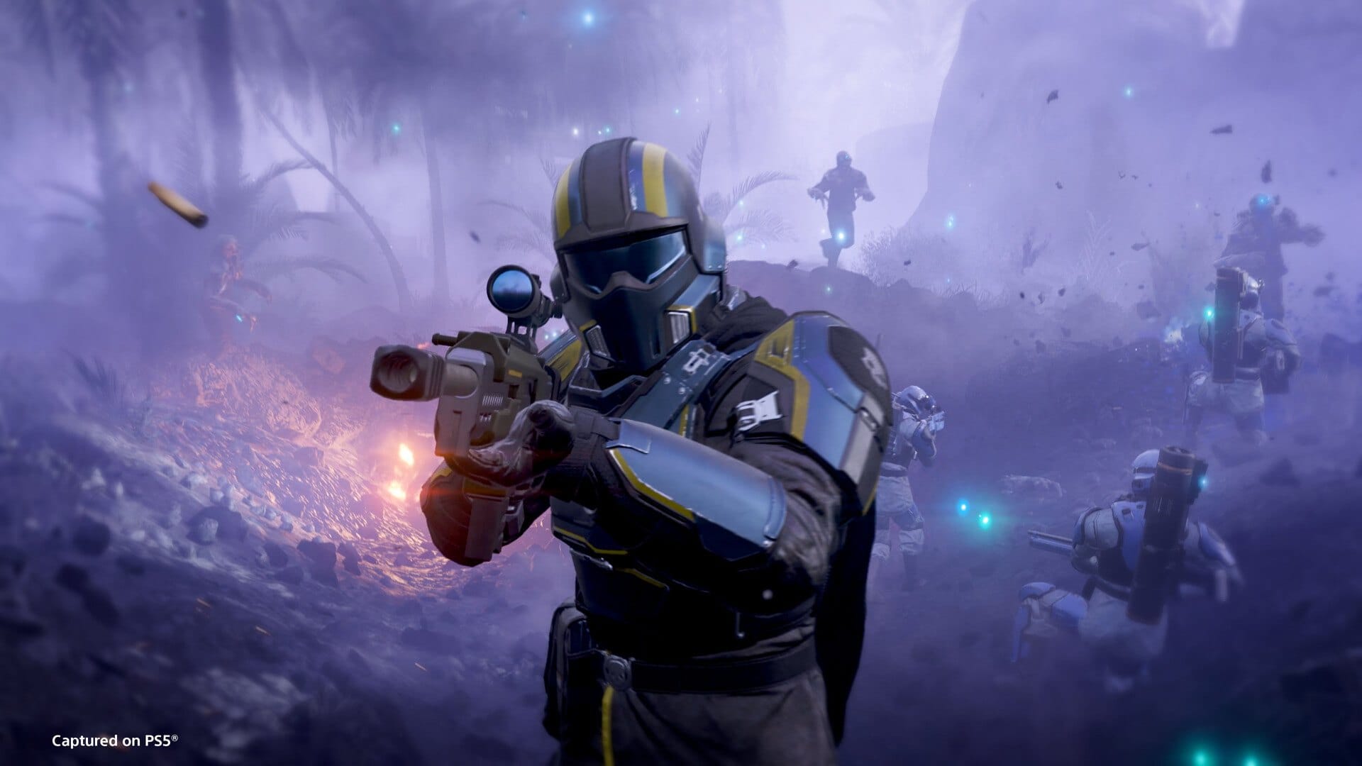 Helldivers 2 soldier aiming a rifle on a misty alien planet