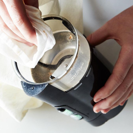 How To Clean Coffee Grinder