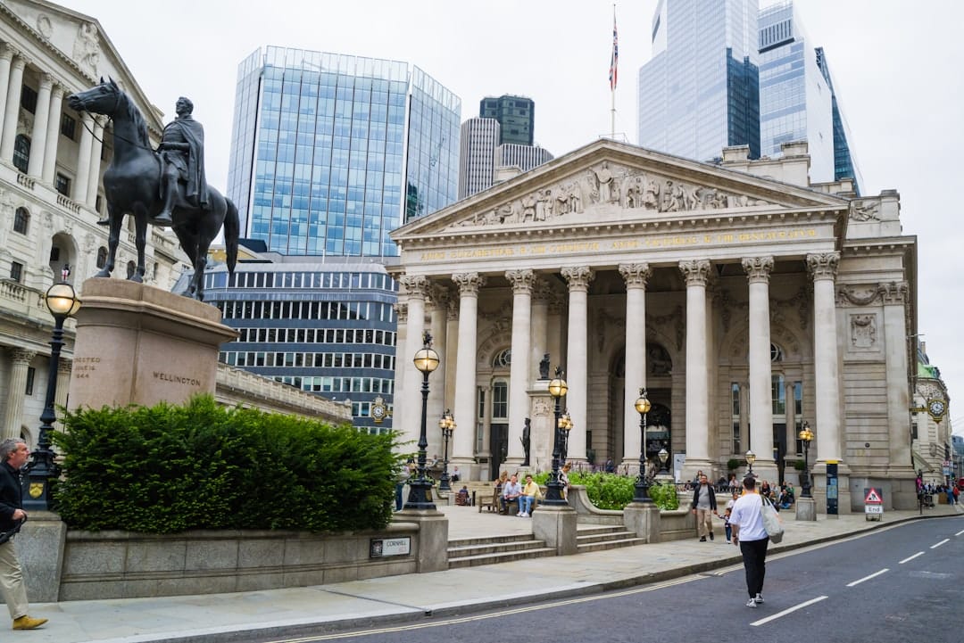 Bank of England Holds Base Rate at 3.75% — What 30 April's MPC Vote Means for Mortgages and Savings