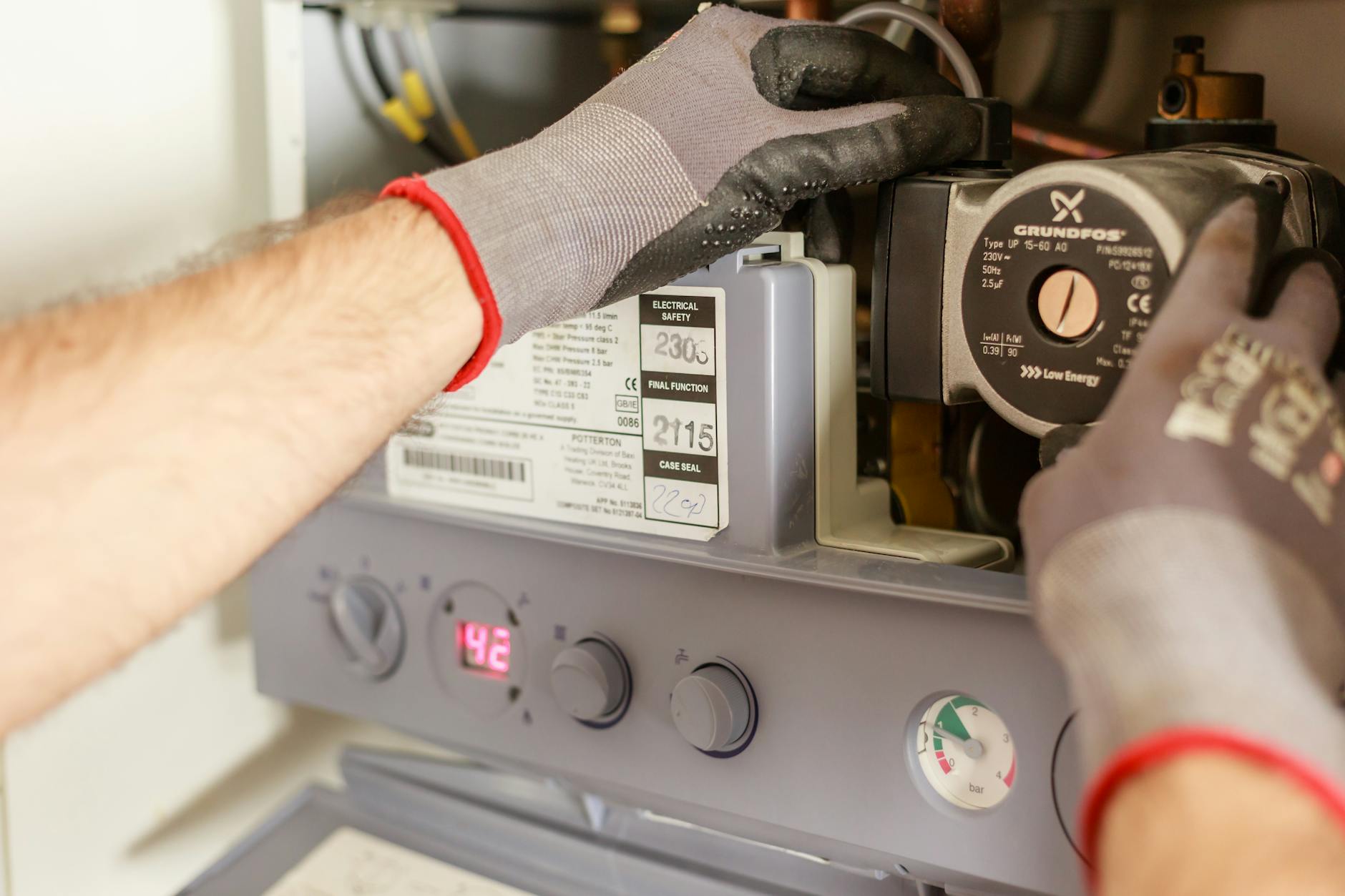 Plumbing Cover UK: What Policies Include and How They Work