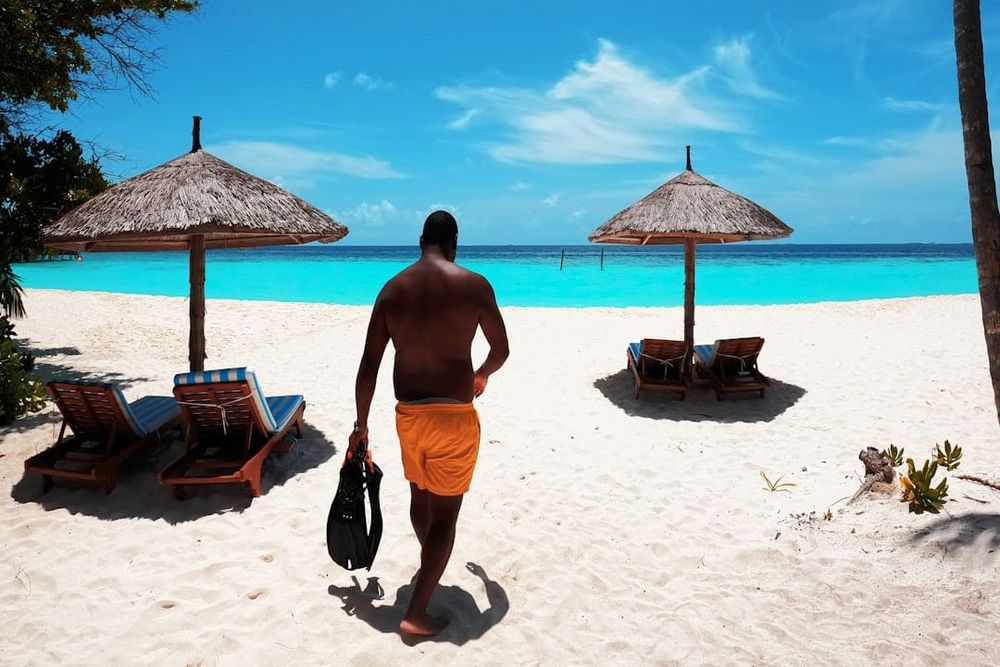 Best Travel Credit Cards UK 2026: Top Picks for Abroad