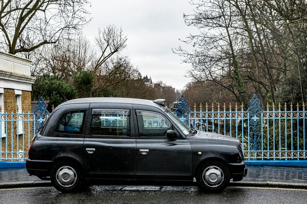 How to Become an Uber Driver UK 2026: Requirements, Income and Insurance post image