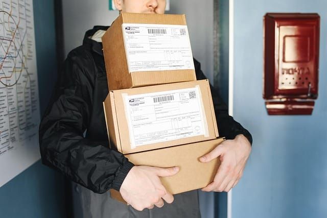 CSP26432 - Courier / postal services — UK Research and Innovation | Bid intelligence
