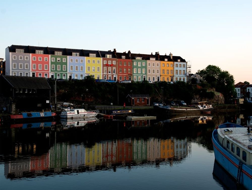 Immigration Solicitors Bristol 2026: OISC Registered Firms, Fees and How to Choose