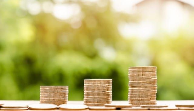 Financial Adviser Salary UK 2026: What Do IFAs Really Earn?