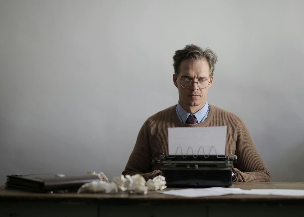 The specialist content writer skill stack: what generalists do not have