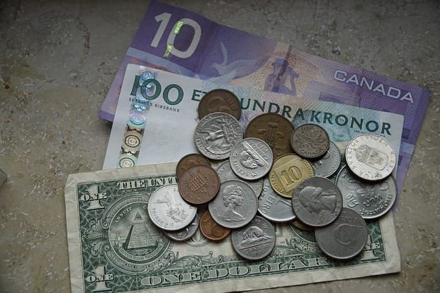 UK international money transfer 2026: how to send money abroad cheaply and safely
