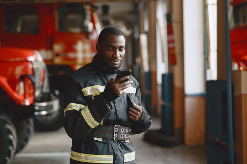 Emergency Calls from a Mobile: 999 vs 112 and What to Know