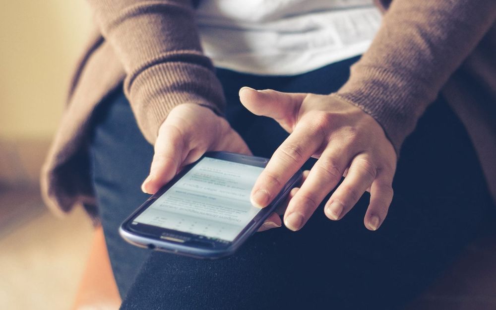 How to Run a Mobile Broadband Speed Test