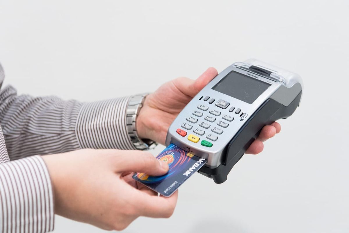 Best Card Machines UK 2026: Prices, Fees & Which Payment Terminal to Choose