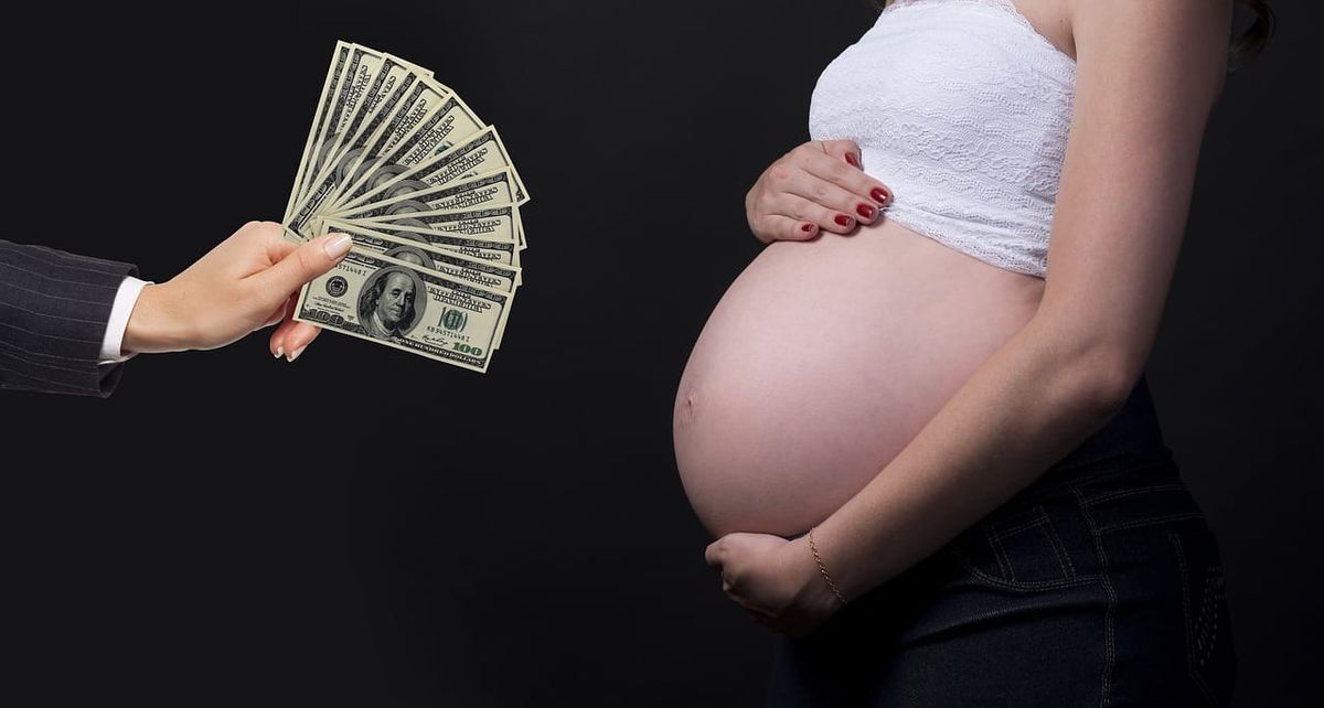 Maternity Pay UK 2026: SMP Rates, Calculator & What You're Entitled To
