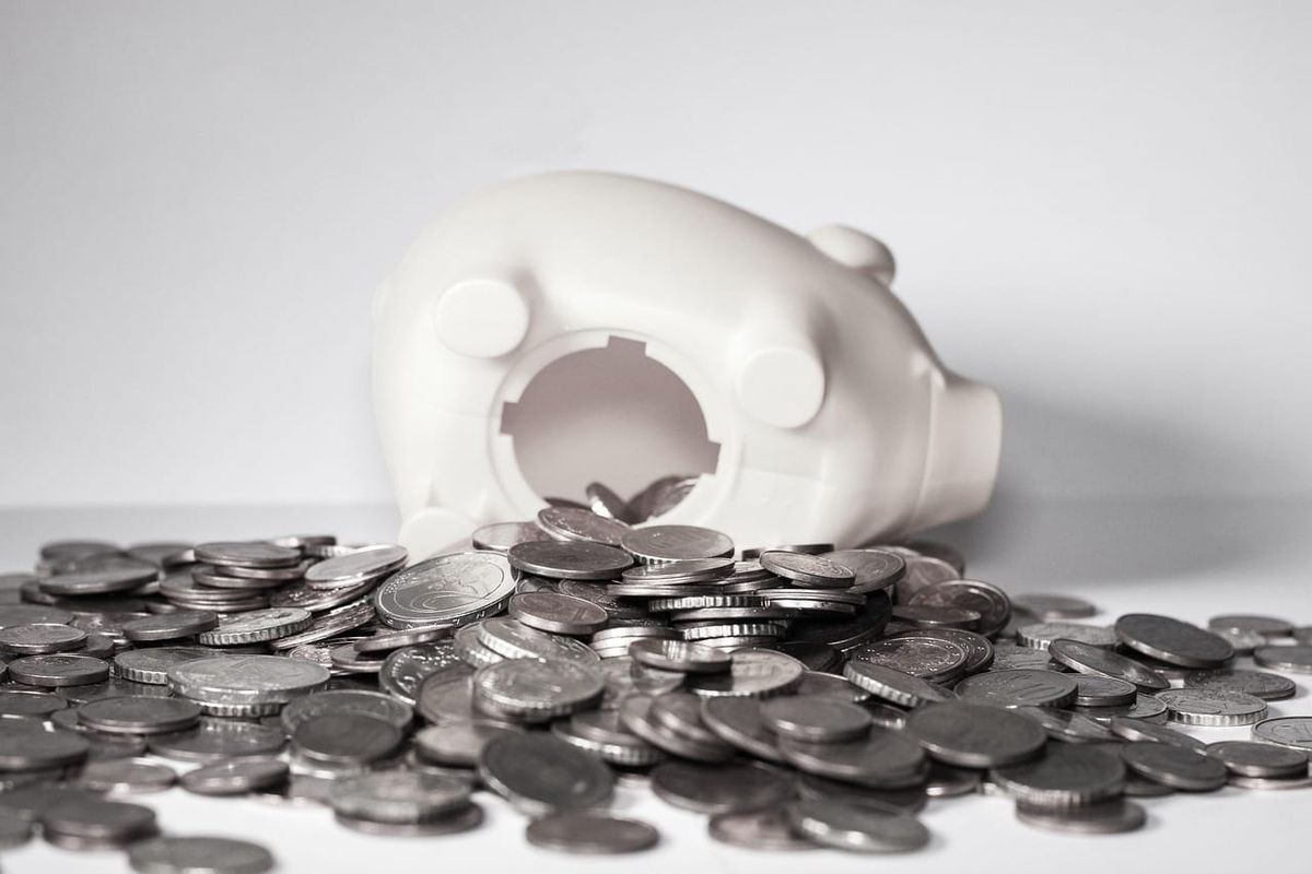 50 Ways to Save Money UK 2026: Energy, Food & Subscriptions