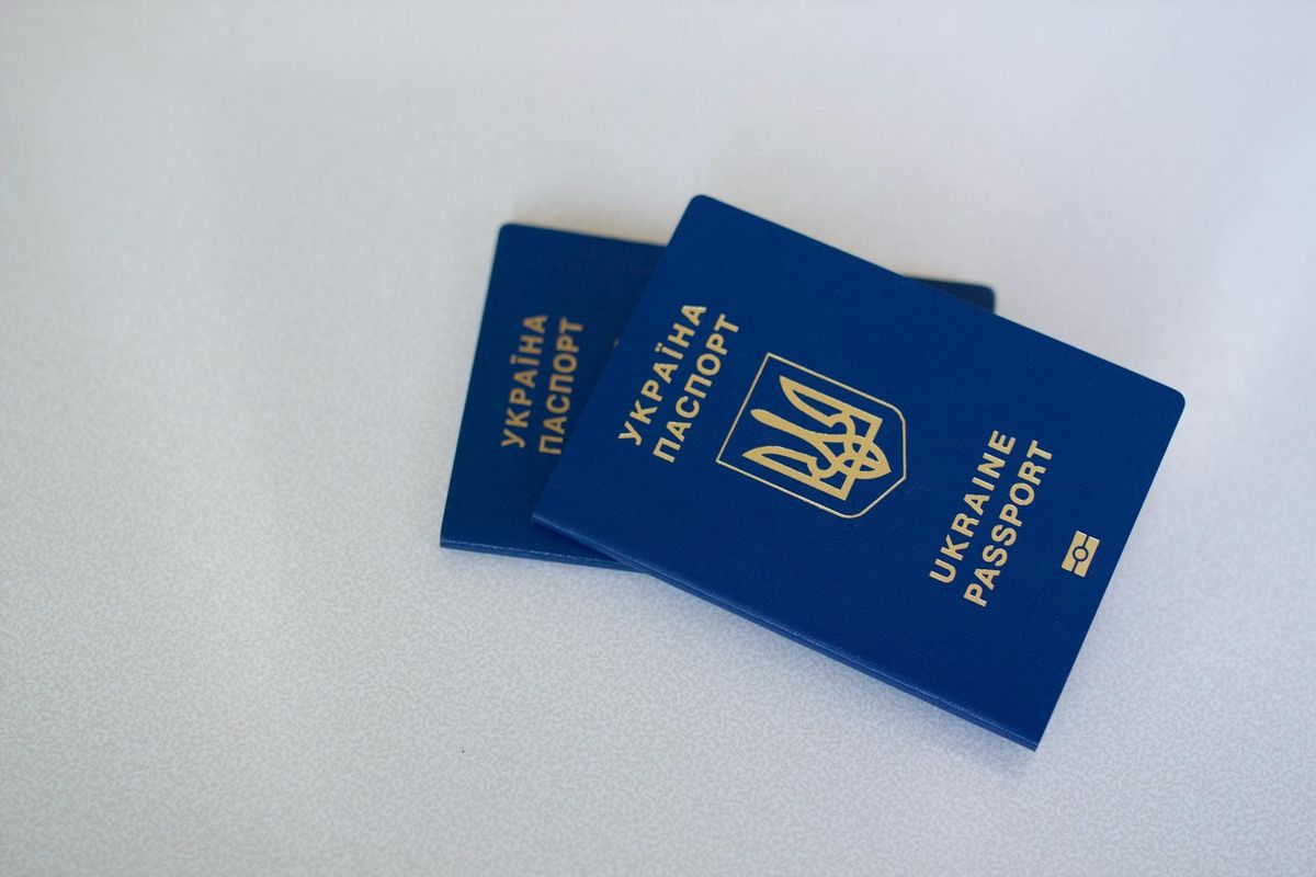 UK Visa Photo Rules 2026 - Kaeltripton UK visa guide 2026